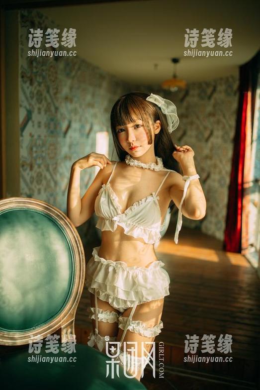 GIRLT果团网-松果儿 GIRLT果团网 - 为你带来松果儿可爱写真合集:脑袋里已经在咕咕叫了!