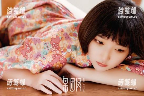 GIRLT果团网-通灵儿 GIRLT果团网 - 通灵儿的美足:一张让人犯迷糊的写真照片