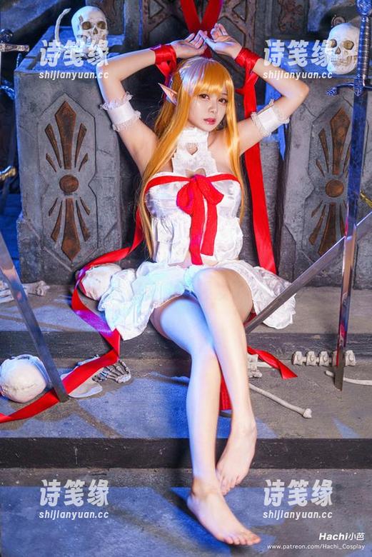 Hachi小芭 女王梦成真?Hachi小芭的写真下载计划,好奇心要爆发了