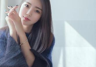 HuaYang花漾 – 无圣光能拯救的皮衣照，冯木木LRIS打了个乒乓，果然隐秘！