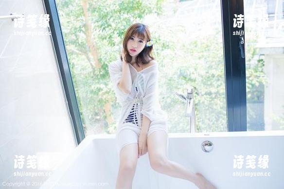 IMiss爱蜜社-Winki丝姬 IMiss爱蜜社 - 终于等到Winki丝姬的新白丝套图,下载前是不是该检查内存?