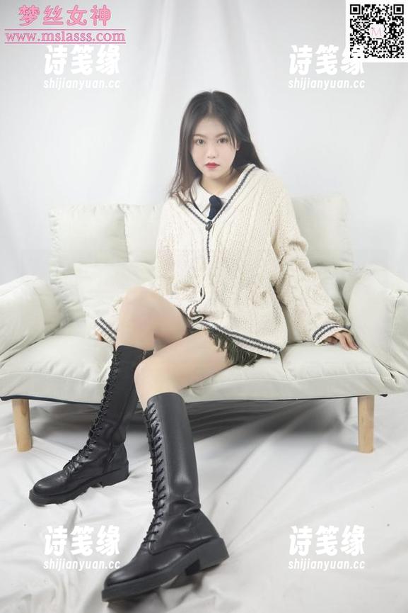 MSLASS梦丝女神-晓晓 MSLASS梦丝女神 - 套图里的薄袜子,晓晓懂得怎样微妙的遮掩与暴露,轻轻一撩,直击心房。
