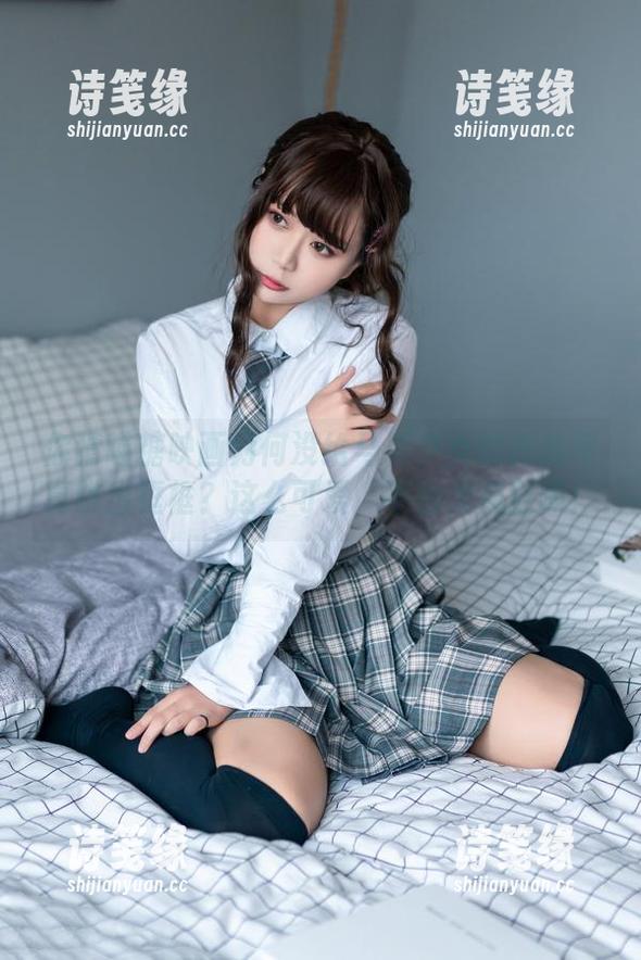 你猜喵糖映画为何没给马尾少女的高清写真跳出框框？这么可爱，不怕太疯狂嘛！