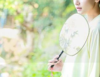 PDL潘多拉 – Ellie艾栗栗的和服图包，有种想翻页的冲动，可是……等下，友情提醒，慎点哦。