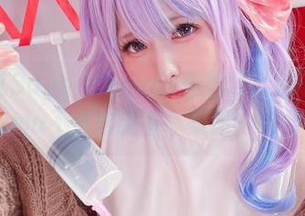 你见过Sayo Momo的私拍吗？别说Pekomama不值得细看，美图一爽到底。