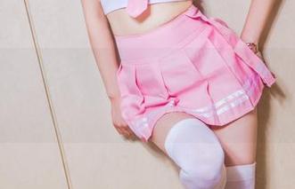 TouTiao头条女神 – 李丽莎的职业装有种魔力，原图资源一次看个够！