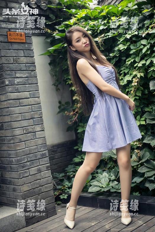 TouTiao头条女神-爱丽莎lisa TouTiao头条女神 - 下载爱丽莎lisa天使图集,绝对让你觉得飘在了空中。