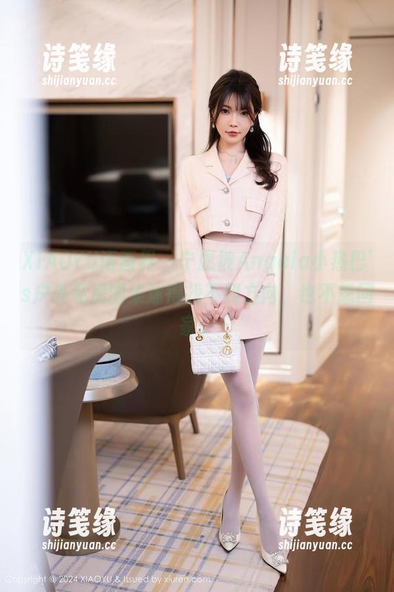 XIAOYU语画界-Angela小热巴 XIAOYU语画界 - 宁愿被Angela小热巴's户外私房图集迷得找不到方向,也不想回家。