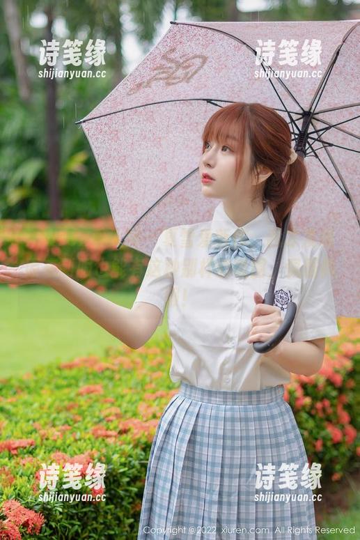 Xiuren秀人网-夏雪爱 Xiuren秀人网 - 夏雪爱新作,我才发现原来制服也能有这种别样的氛围,佩服佩服!