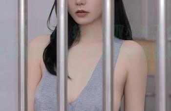 Xiuren秀人网 – 轻松获取小纯子女王右侧视角的壁纸，高清得像是能喝茶聊天的一样。