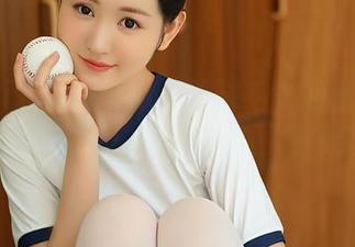 YouMi尤蜜荟 – 从没想过毛衣和私人空间能碰撞出火花，卓娅祺这图包做到了！