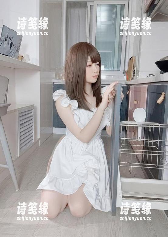 泳池里的神秘力量，asagiriai(爱ちゃん)在线等你探访，资源满满！