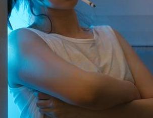 这里有你想要的，nagisa魔物喵的白丝护士美图等你来下载！