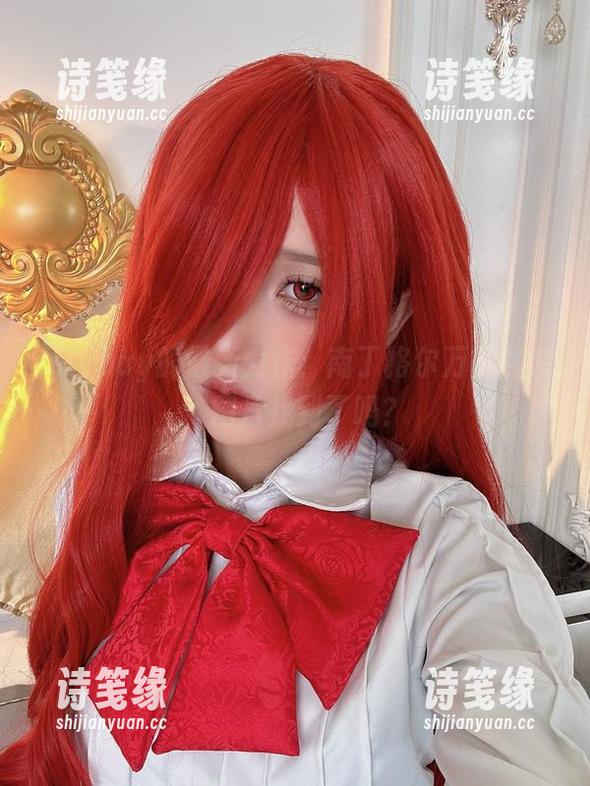 puypuy puypuy的最新力作:南丁格尔万圣礼装,图片找到了吗?