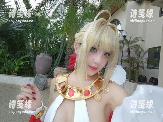 puypuychen 离谱,puypuychen的写真里Ishtar居然比游戏里的角色还要活灵活现,果然有基因啊!