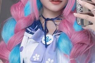 roroki骷髅姬的浴室写真：有人敢给我讲讲这是个怎样的奇思妙想吗？