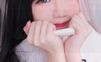 套图显然完胜,纯白的sally dorasnow多啦雪有种灵动,像风吹过我心头,一点点凉意滑过