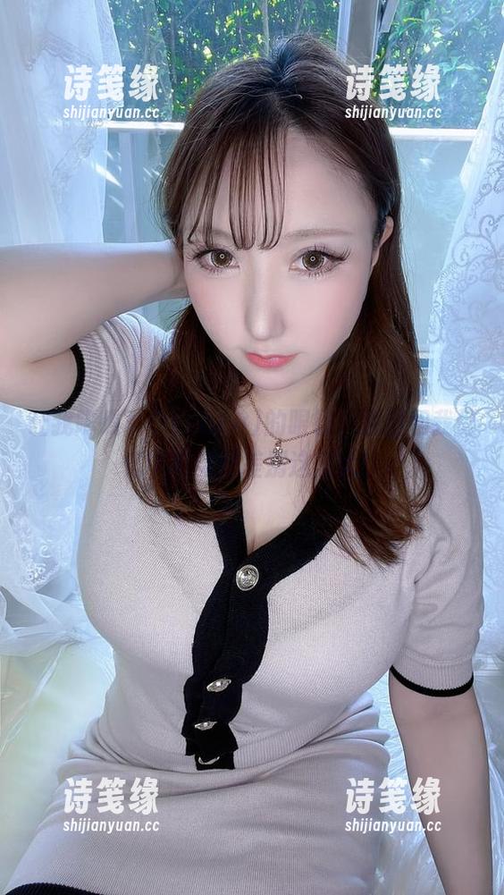 让我瞧瞧サク(saku)的眼镜，原图和我记忆中的竟然差别这么大！