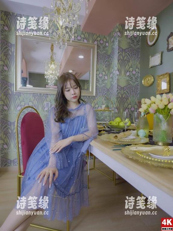 丽柜-小唐 丽柜 - 精选小唐的连衣裙图包,哎呀,这个裙摆翻飞,总让我想起那些年我们的天真。