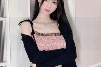 微密圈 – 看十万口草莓粥粥穿白衬衫，原图太简约，却让人想多了些啥。