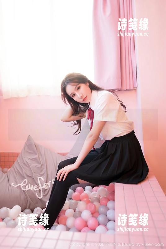 嗲囡囡-Celina青妍 嗲囡囡 - Celina青妍的泳装写真,或者只是我想象中的碧海蓝天?