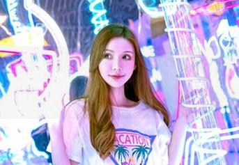 嗲囡囡 – 王婉悠Queen的夏天，在图库上翩翩起舞的她