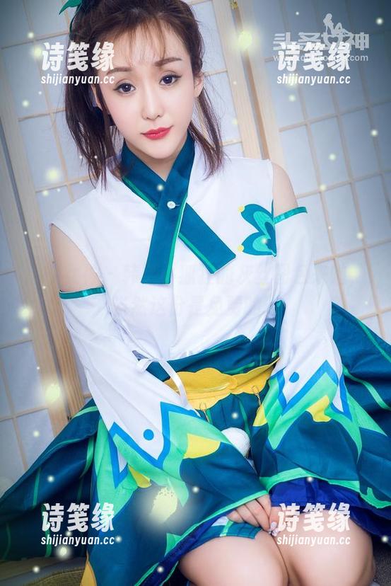 头条女神-韩熙小狐狸 头条女神 - 韩熙小狐狸的灰丝图包来啦,当然这份是免费的!