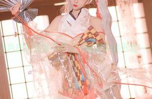 白色废柴奶狮不咬人：图库中的平常一日