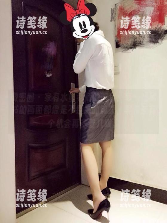 家有水墨老师 微密圈 - 家有水墨老师的图包:每一幅秘书的画面都像是不经意的流露,真希望有个机会再多看几眼。