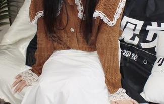 小众视觉 – 当芳芳遇上教室写真：耸动…啊不，是动人心弦！