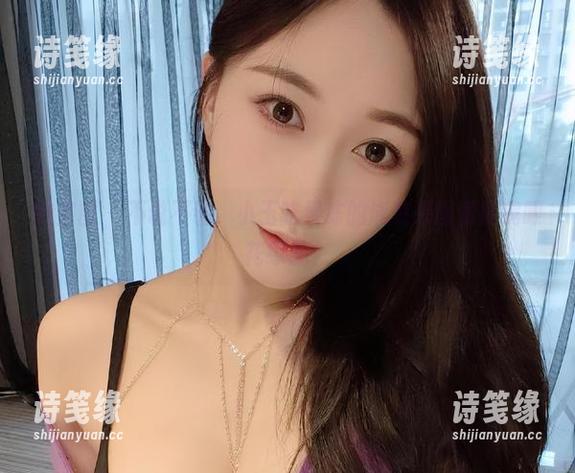 小玉吃果冻 微密圈 - 不说不说,小玉吃果冻的泳装原图看得我眼花缭乱!