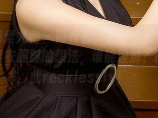 尤果网爱尤物 – 田梓茵：穿上衣服的护士和不穿衣服时的想法，谁能理解？图集在此recklessly！