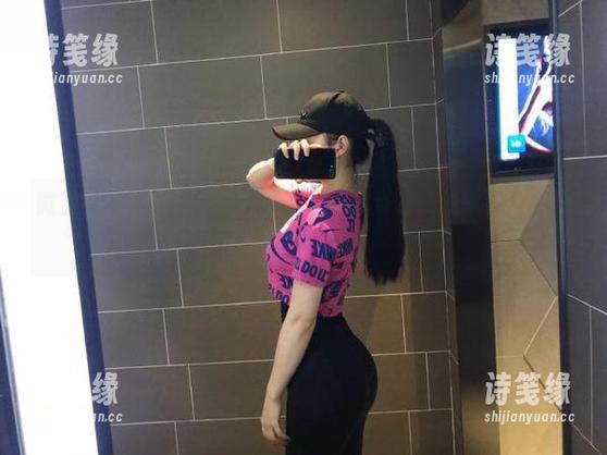 左公子666 微密圈 - 浴室小剧场:左公子666带你更新水流与闲聊,共同洗肺!