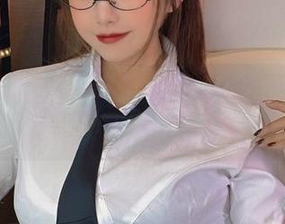 微密圈 – 下载张思允的黑白作品，不删除它就能当做教材学习“不被色彩骚扰”！