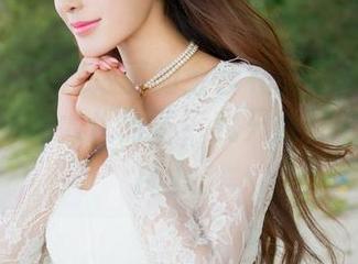 推女神 – 不过佟蔓的全套礼服图集就是个反差——她太优雅了，我只能在旁边默默捧心。