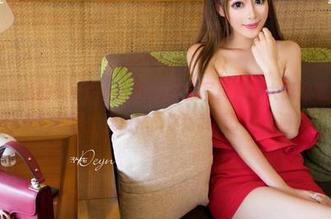 推女神 – 最新的黄可christine校服写真集，大概是唯一我愿意重归校园的理由……你猜我看了多少遍？