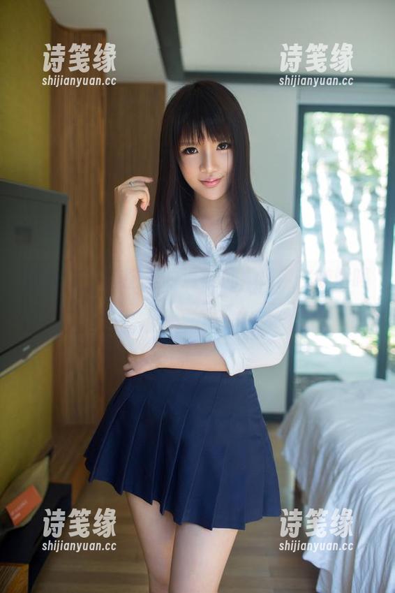 推女郎-杨伊 推女郎 - 套图里的温柔风,杨伊在撒娇吗?