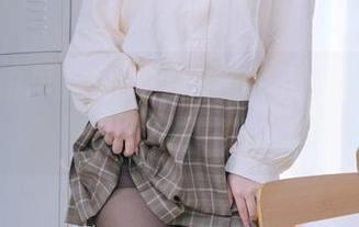 这些私拍里的日奈娇和白纱衣，怎么就那么有人情味？