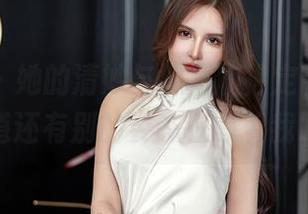 星颜社 – 她的清妙与那幅旗袍定制图集，难道还有别的姿态在等着我吗？