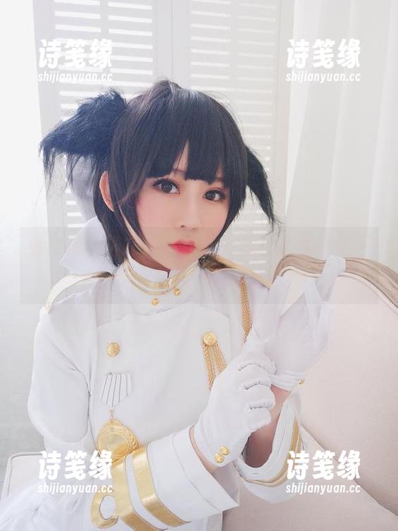 是依酱吖 看!是依酱吖,运动系女孩的写真不走寻常路