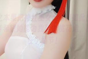 看木之本果把神社巫女cos得如此出神入化，真希望她能为我赶个桃花运，图集抓住小细节！