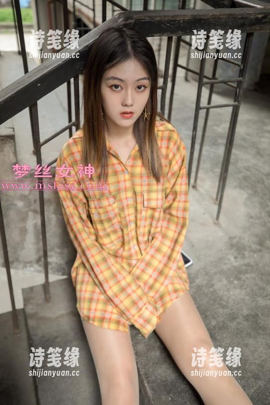 梦丝女神-璇璇 梦丝女神 - 一边沉迷于璇璇的小黄鸭帽全套图集,一边感叹:生活真美好