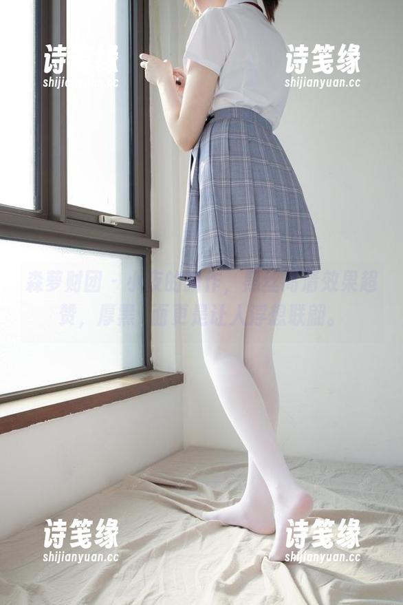 森萝财团-小夜 森萝财团 - 小夜的新作,黑丝高清效果超赞,厚黑砕面更是让人浮想联翩。