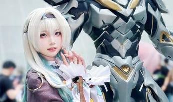 美图更新：橙喵穿护士服的样子，一时间让我觉得……职业选择好重要啊！