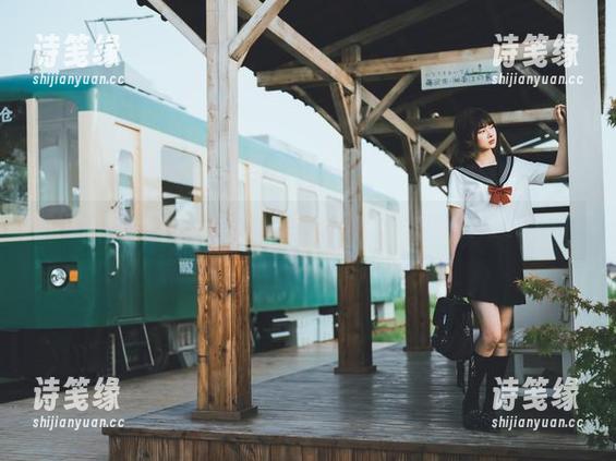 教室里的河豚抚子：别让我看到你的网盘记录！