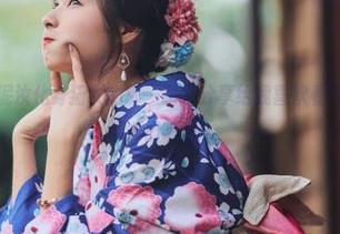 高清捕捉泥泥汝化身猫女的那一瞬，分享给我喜欢看可爱的小伙伴们吧！