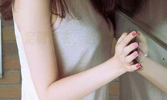 爱尤物 – 定制泳衣，近乎完美的小苑嫣时刻