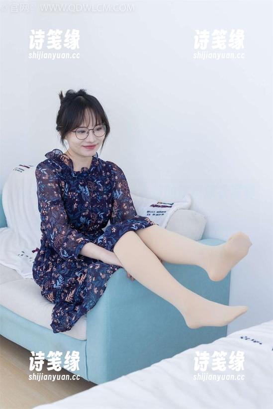 物恋传媒 - 老实说，小谷的这组泳衣写真有点冒险
