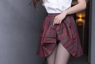 秀人网 – sophie余冰的女神气场太强，美图图包简直是大冒险！