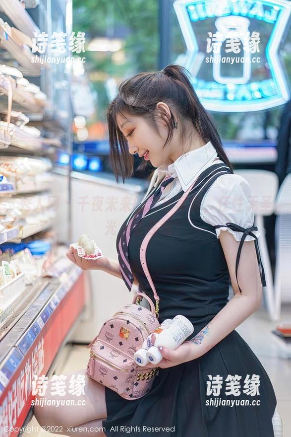 秀人网-千夜未来 秀人网 - 千夜未来的黑色写真,任性无圣光,谁在意?